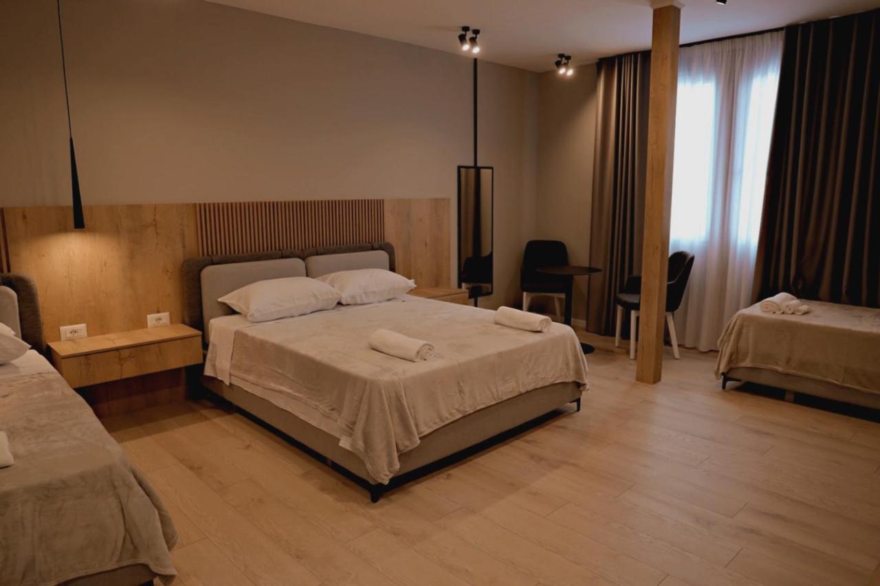 Sol Hotel Шкодер Екстер'єр фото