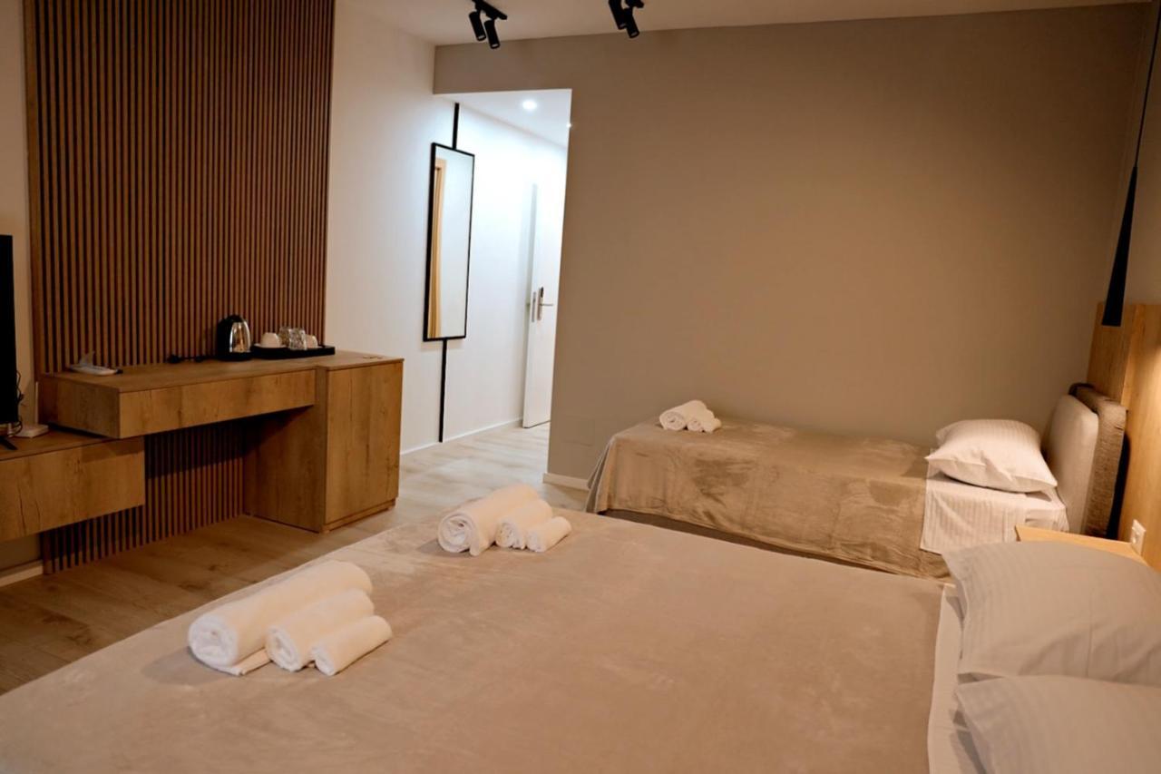 Sol Hotel Шкодер Екстер'єр фото
