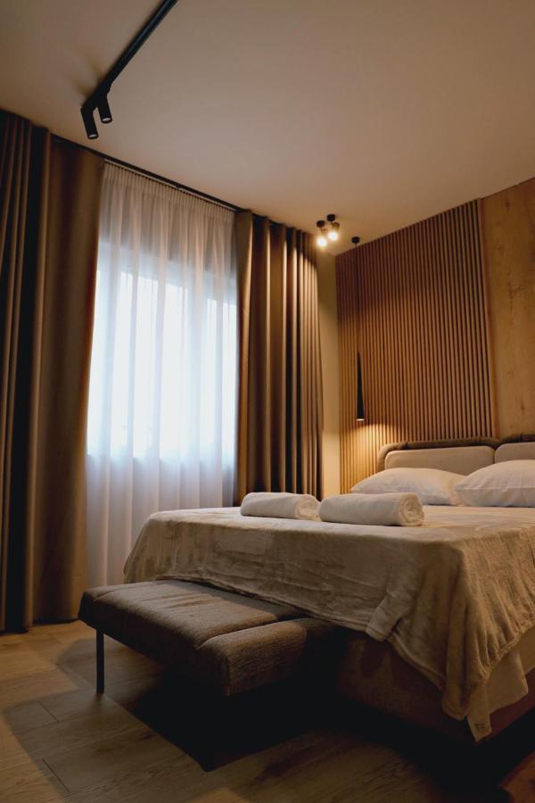 Sol Hotel Шкодер Екстер'єр фото