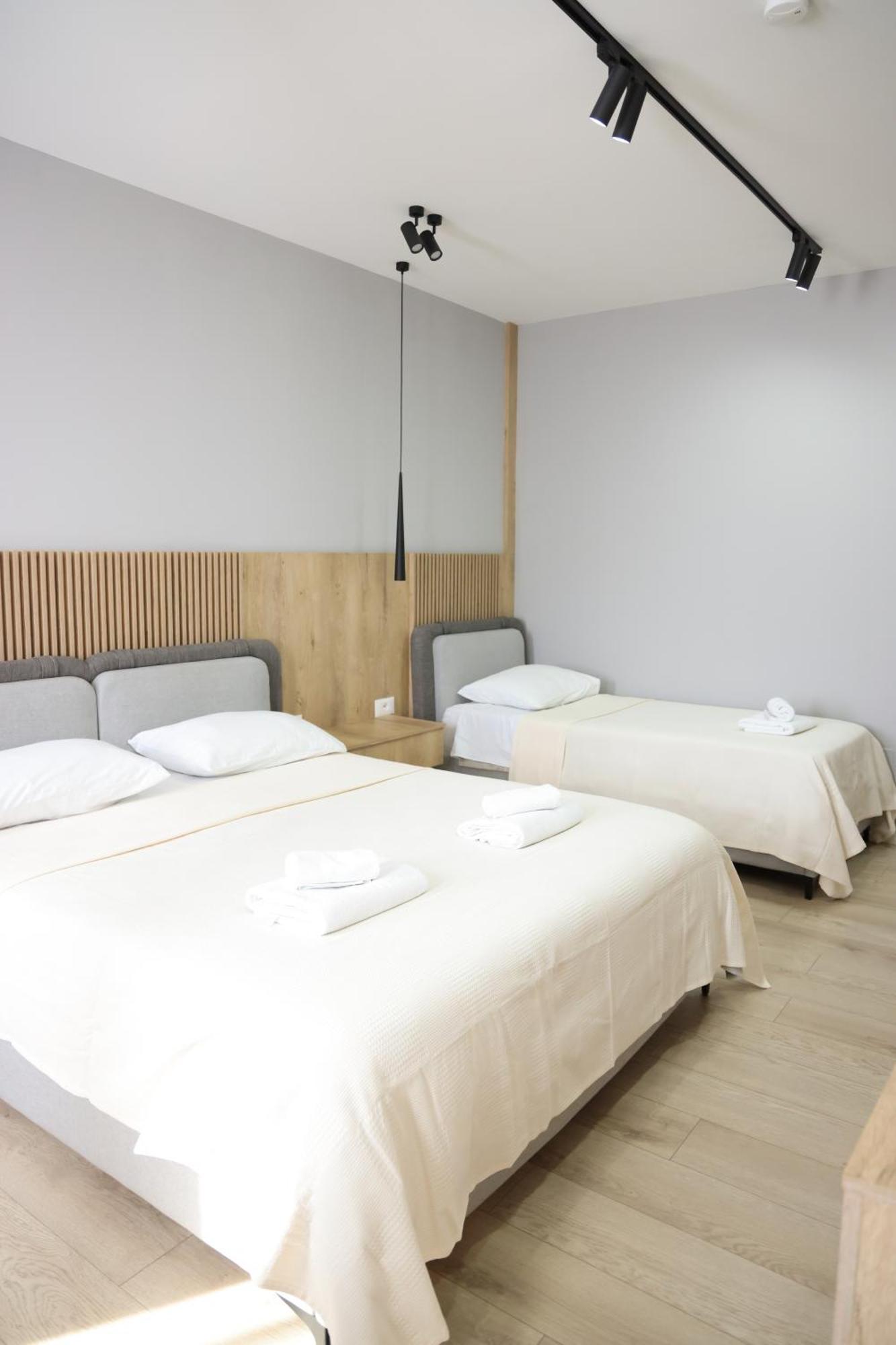 Sol Hotel Шкодер Екстер'єр фото