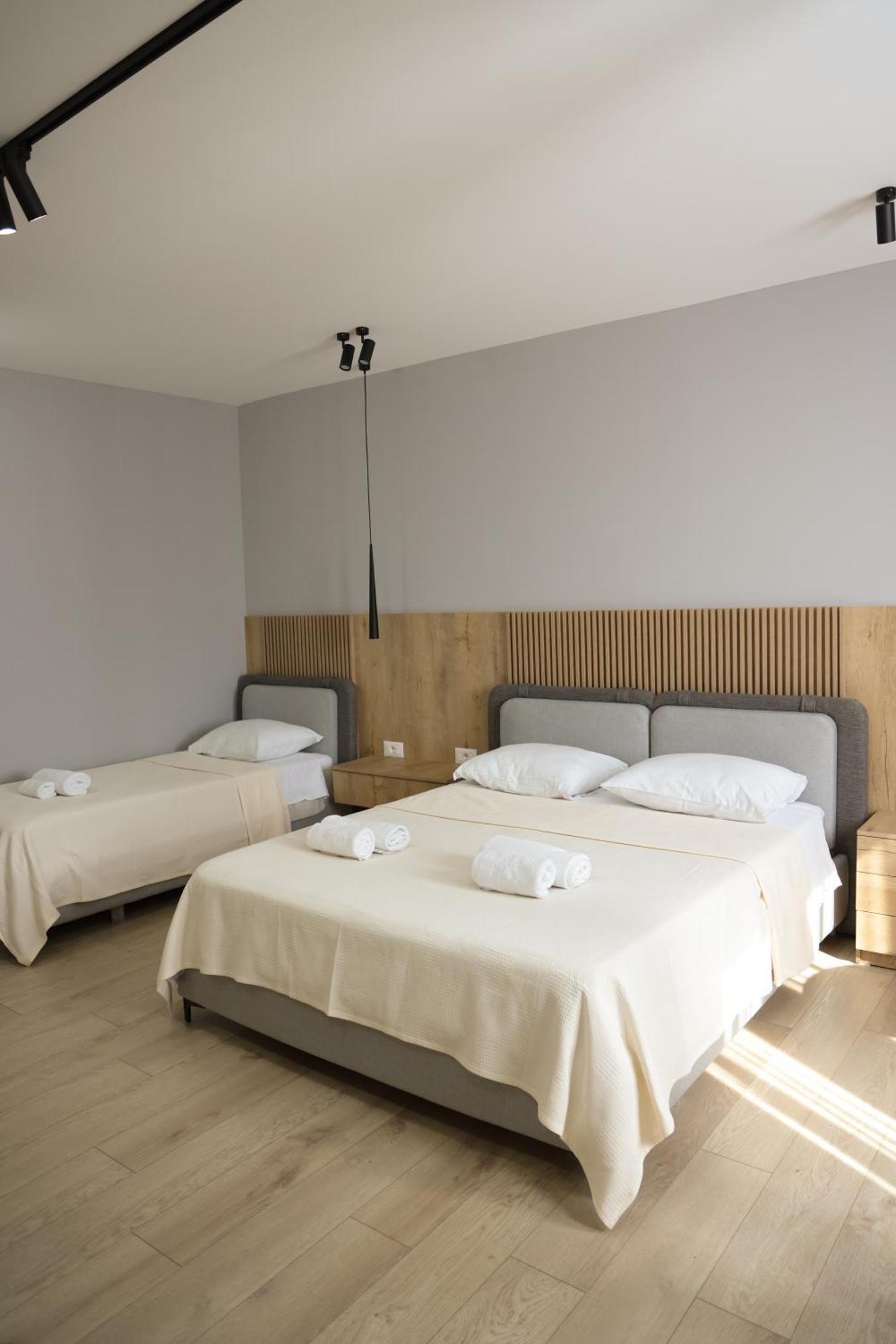 Sol Hotel Шкодер Екстер'єр фото
