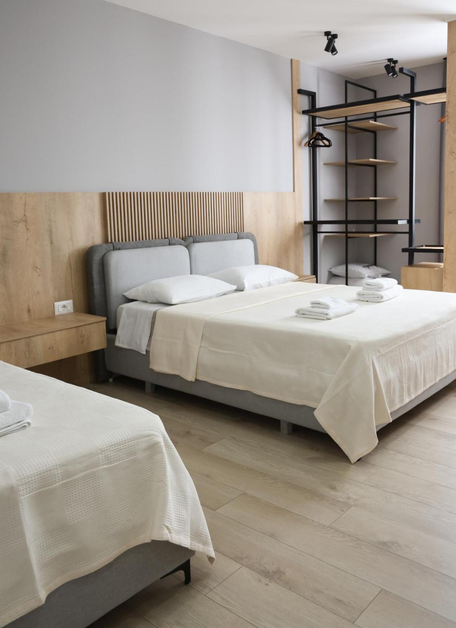 Sol Hotel Шкодер Екстер'єр фото