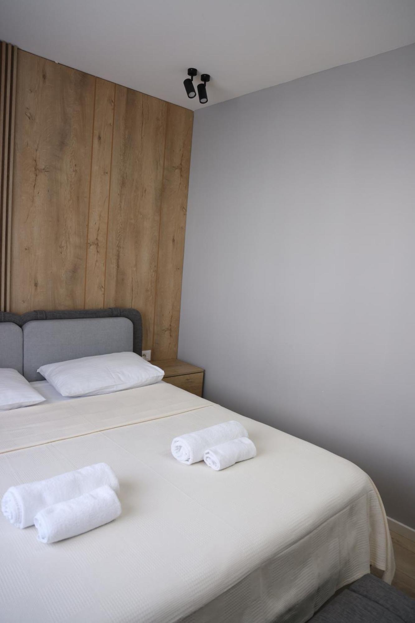 Sol Hotel Шкодер Екстер'єр фото